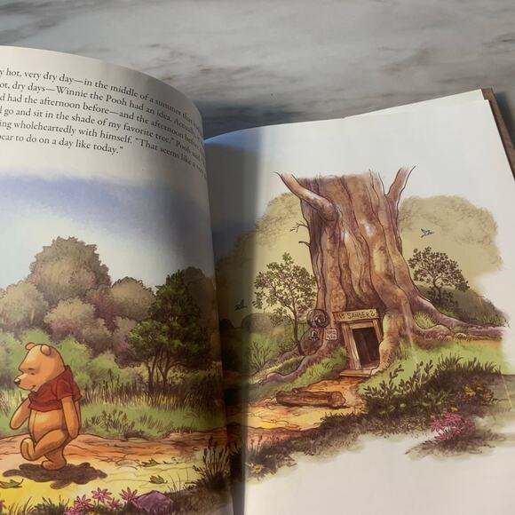 Winnie The Pooh: One Special Tree by K. Emily Hutta DISNEY Book - Picture 3 of 5
